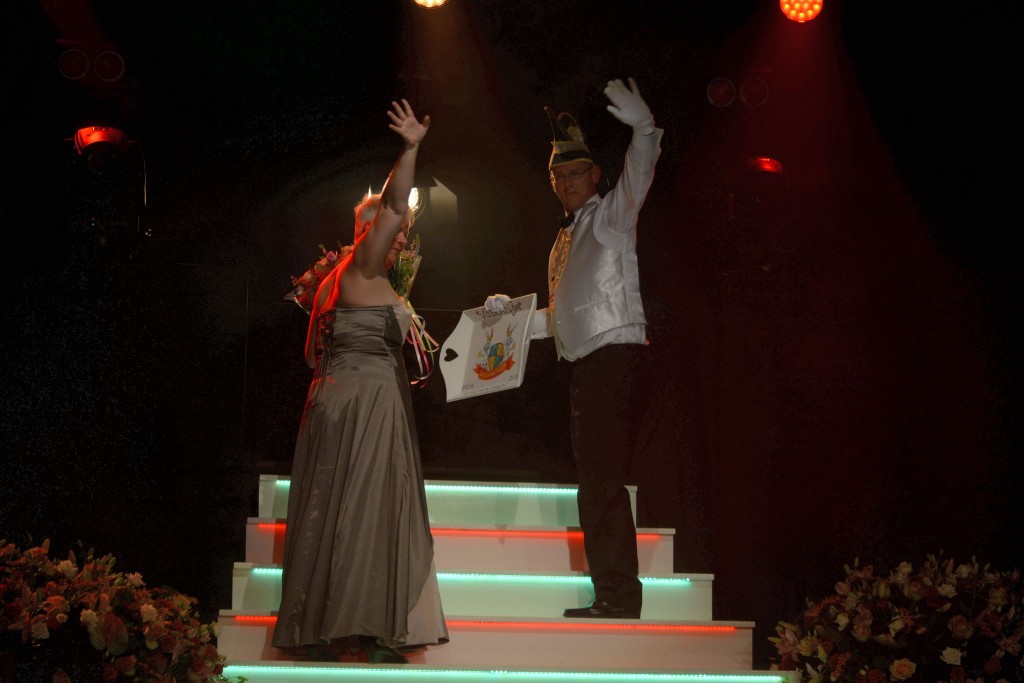 ../Images/Elf-Elf 2015 300.jpg